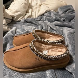 UGG Tasman Slippers